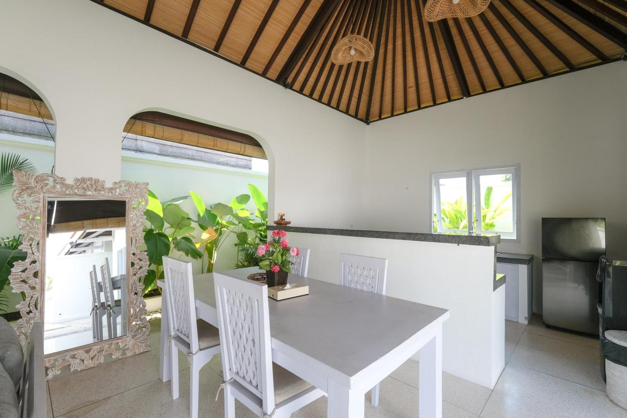 Villa Shanti Bingin Улувату Екстер'єр фото